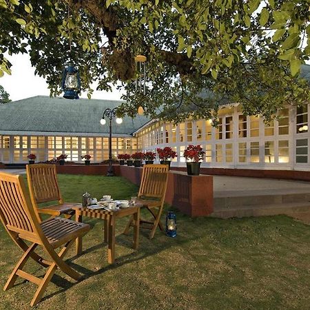 Hotel Citrus Chambers Mahābaleshwar Extérieur photo
