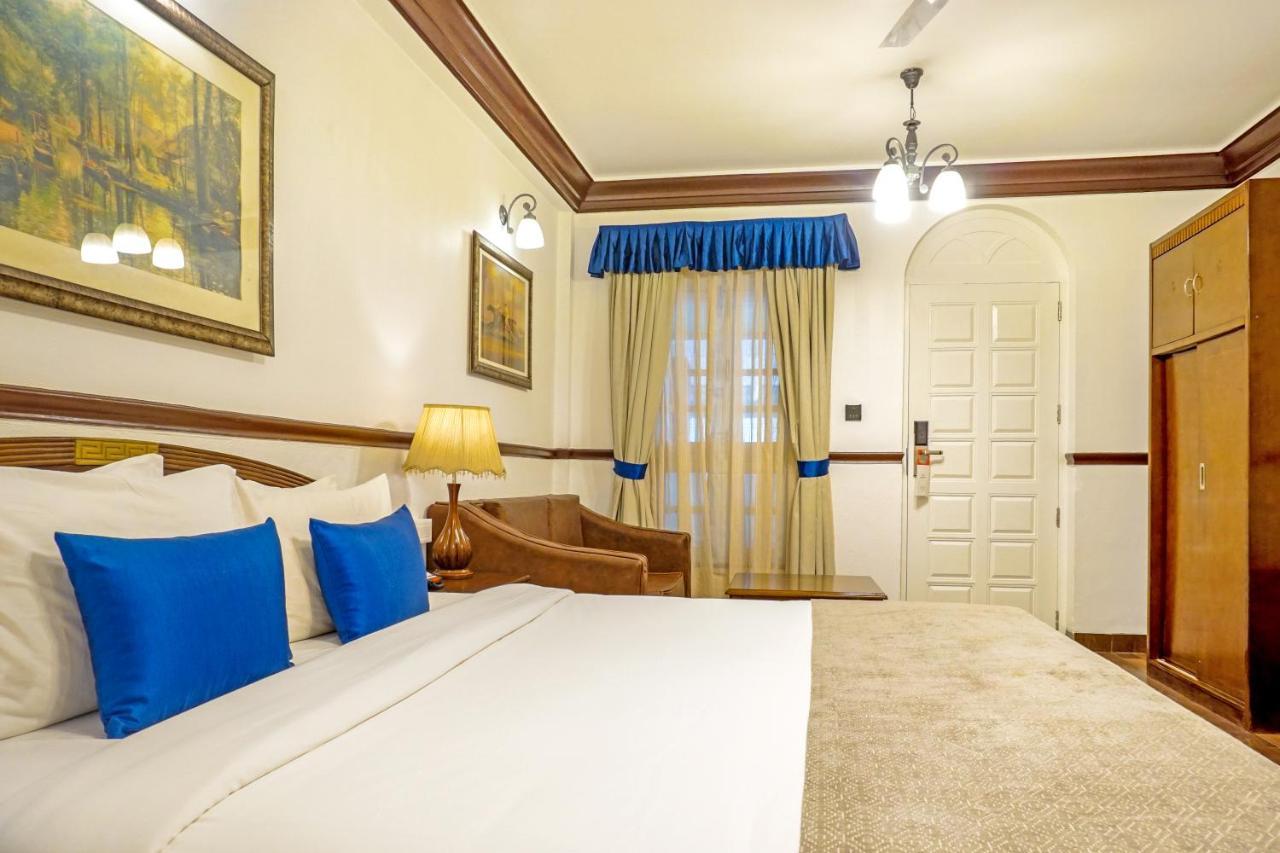 Hotel Citrus Chambers Mahābaleshwar Extérieur photo