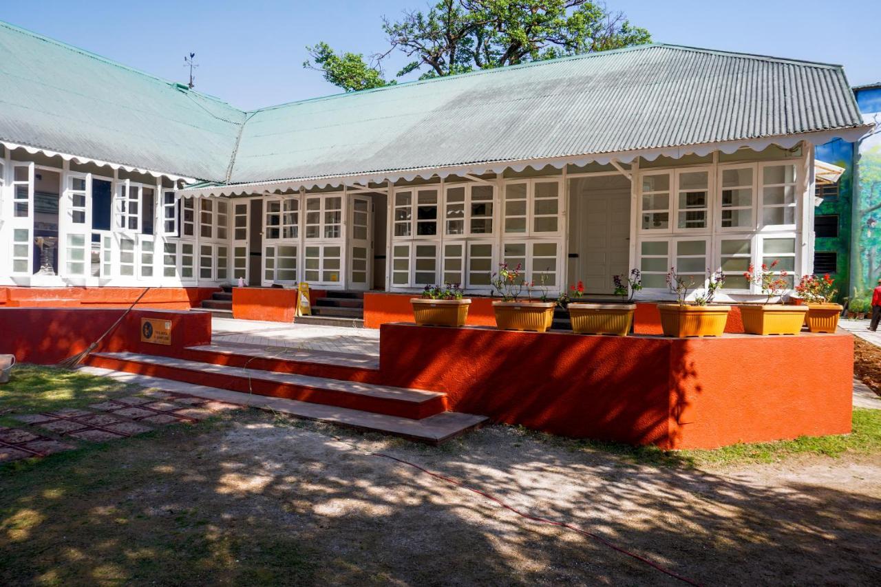 Hotel Citrus Chambers Mahābaleshwar Extérieur photo