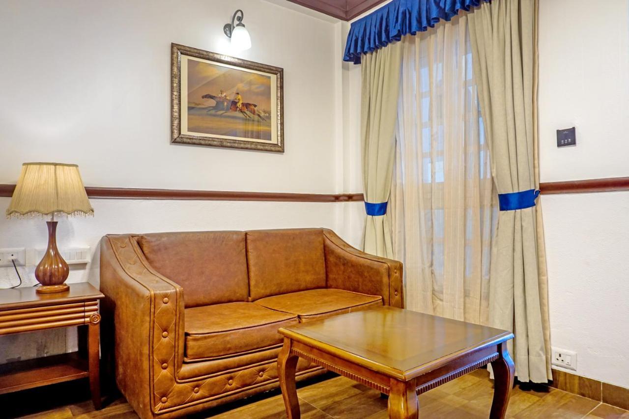 Hotel Citrus Chambers Mahābaleshwar Extérieur photo