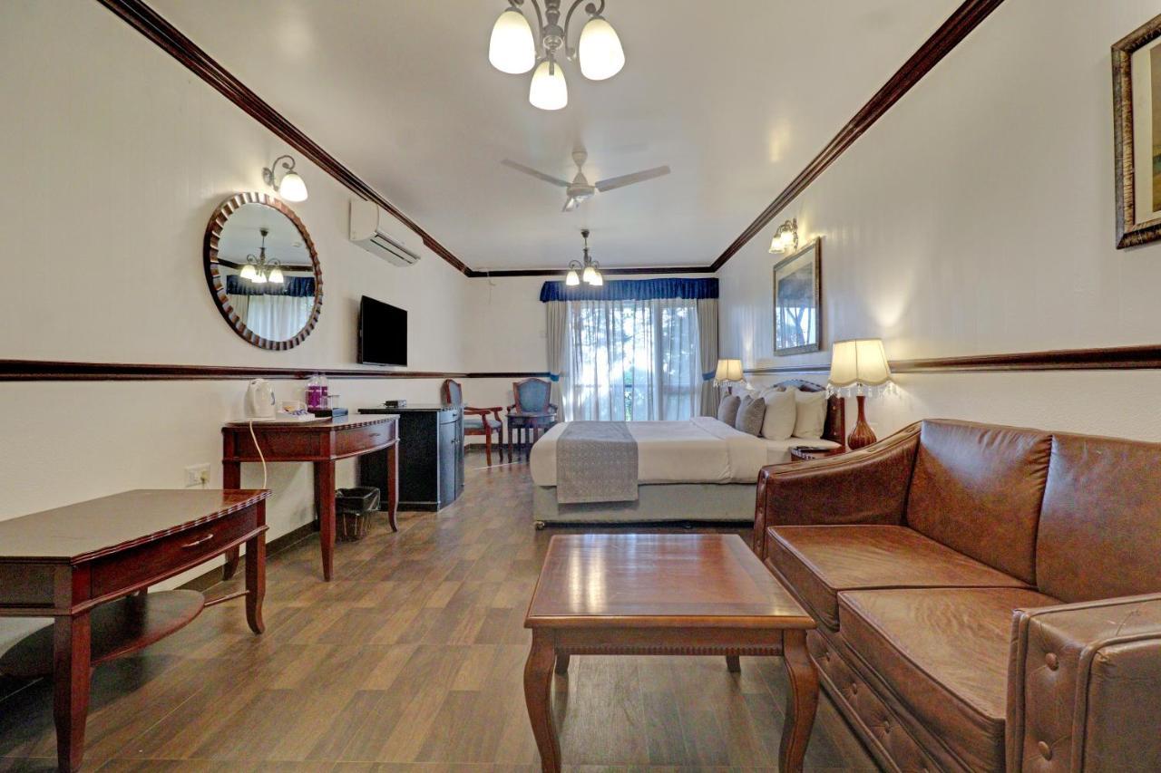 Hotel Citrus Chambers Mahābaleshwar Extérieur photo