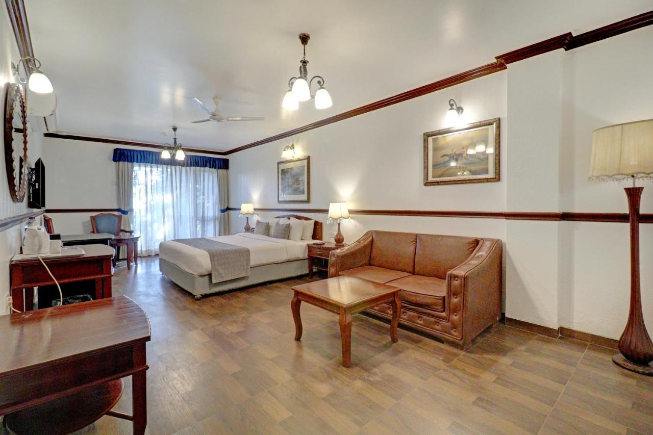 Hotel Citrus Chambers Mahābaleshwar Extérieur photo