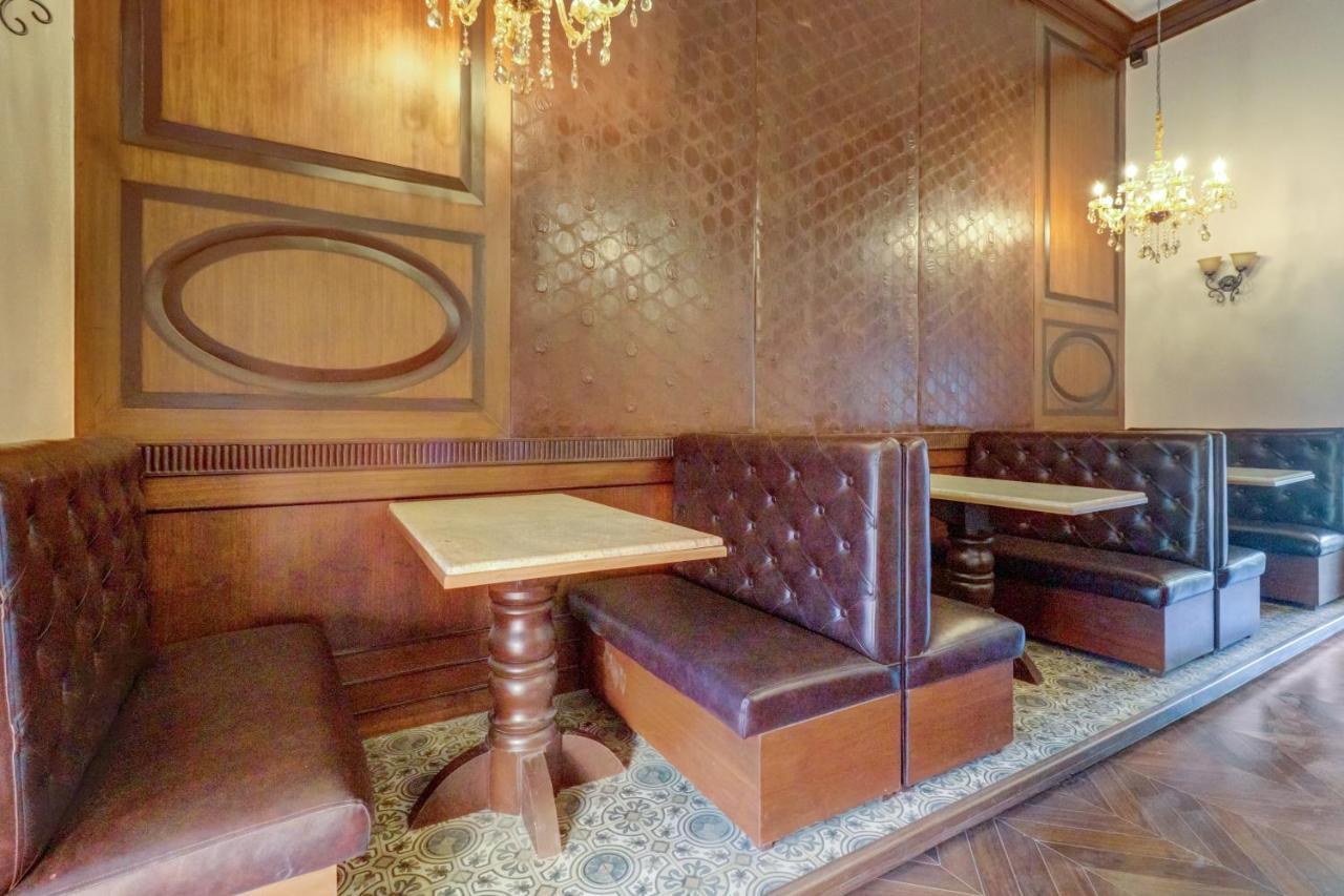 Hotel Citrus Chambers Mahābaleshwar Extérieur photo